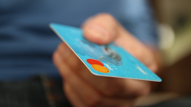 Richiedere una carta di credito online