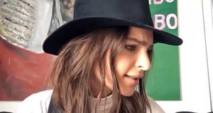 Il nuovo volto di Kerastase è Emily Ratajkowski Emily Ratajkowski testimonial Kerastase