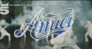 Amici 17 ultime notizie: minacce per Heather Parisi dai fan di Biondo, il comunicato della produzione Anticipazioni serale Amici 17