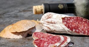 Salumi e vino: ecco i migliori abbinamenti Abbinamento vino e salumi