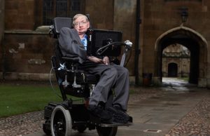 Stephen Hawking, morto lo scienziato che studiò le origini dell’universo Morto Stephen Hawking