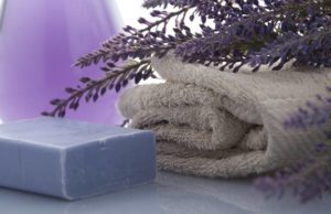 La tendenza shabby chic arriva nel bagno: come arredare in questo stile Arredo bagno shabby chic