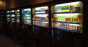 Distributori automatici di caffè e snack: trend in forte crescita per il settore delle “macchinette” Distributori automatici di caffè e snack