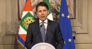 Governo ultime notizie: Giuseppe Conte lancia un ultimatum e minaccia di dimettersi Giuseppe Conte