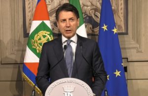 Sondaggi politici oggi: sfiducia verso Conte, bene FDI e Lega, giù il PD Giuseppe Conte