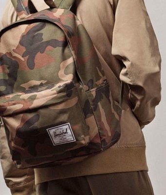 Vendita articoli militari: quali sono i capi più ricercati? Moda Zaini