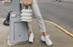 Tendenze moda autunno-inverno 2019/20: le donne amano le scarpe Sneakers donna Hogan
