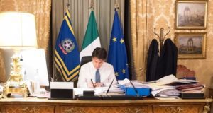 Sondaggi politici 21 ottobre 2020: gli italiani premiano Conte Coronavirus decreto Io resto a casa
