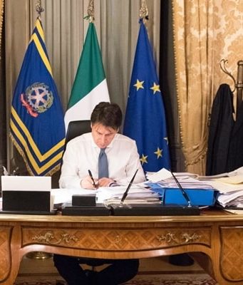 Sondaggi politici 21 ottobre 2020: gli italiani premiano Conte Coronavirus decreto Io resto a casa