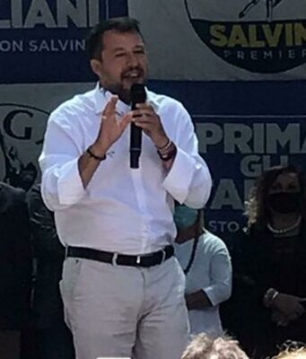 Pensioni Quota 100, Salvini promette battaglia: “Non si torna alla legge Fornero” Salvini a Chieti