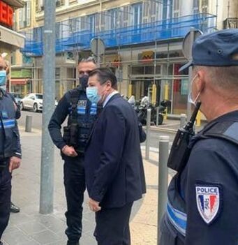 Terrorismo, attentato nella cattedrale di Nizza: decapitata una donna Attentato a Nizza