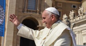 Unioni civili per le coppie gay: Papa Francesco dice sì Papa Francesco