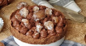 Torta alla mousse di cioccolato e marron Glacé Ricetta torta cioccolato e castagne