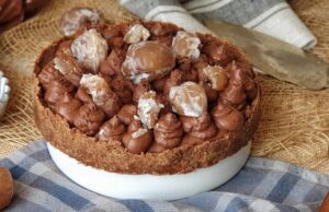 Torta alla mousse di cioccolato e marron Glacé Ricetta torta cioccolato e castagne