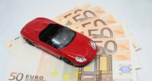 Revisione auto, dal 2021 costerà di più: ecco come risparmiare Assicurazione auto online