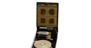 La calcolatrice di Texas Instruments va all’asta per una cifra record Calcolatrice Texas Instruments