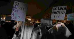 Scoppiano le proteste in tutta Italia per le novità del DPCM Proteste Dpcm