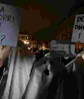 Scoppiano le proteste in tutta Italia per le novità del DPCM Proteste Dpcm