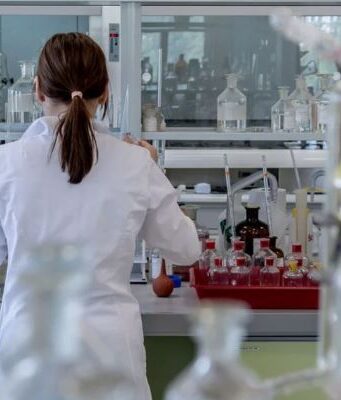 Emergenza coronavirus: a Milano il vaccino anti influenzale si farà al museo Test e tamponi covid