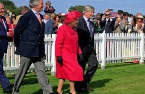 Regina Elisabetta e il Principe Filippo festeggiano 73 anni di matrimonio Regina Elisabetta