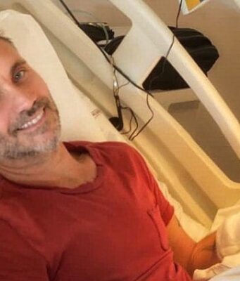 L’incidente di Nek: “Ho rischiato di morire dissanguato e di perdere una mano” Nek incidente mano