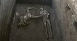 Pompei: scoperti due corpi intatti negli scavi archeologici Scoperta agli Scavi di Pompei