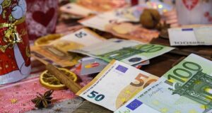 Pensione news: a dicembre arriva anche la quattordicesima Cashback di Natale