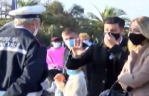 Forte dei Marmi: un bacio sul pontile vale 400 euro di multa Forte dei Marmi