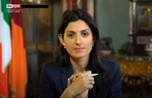 Virginia Raggi positiva al Covid: poco prima aveva incontrato Conte Virginia Raggi