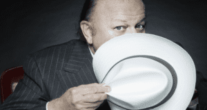 In Vacanza su Marte, il trailer del primo cinepanettone in streaming In Vacanza su Marte