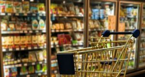 Etichetta sui prodotti alimentari, quanto è importante leggerla Etichette prodotti