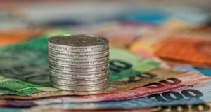 Decreto Ristori 5, il bonus da 1000 euro per autonomi e partite Iva Spese estive