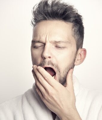 Integratori naturali per affrontare il caldo estivo Integratori naturali per il caldo estivo e per la stanchezza