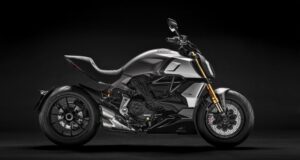 Scarichi sportivi per moto: le proposte di Roadsitalia Ducati Diavel 1260 prezzo e caratteristiche