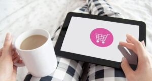 Abbigliamento usato e vintage: dove acquistare e perché Abbigliamento usato vintage