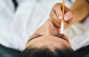 Differenza tra microblading e tatuaggio sopracciglia Microblading