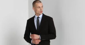 Abiti eleganti da uomo: le tendenze della stagione P/S 2022 Abiti eleganti uomo tendenze 2022