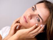 Fondotinta: come scegliere quello perfetto Trucco effetto lifting