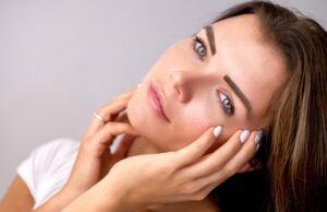 Fondotinta: come scegliere quello perfetto Trucco effetto lifting
