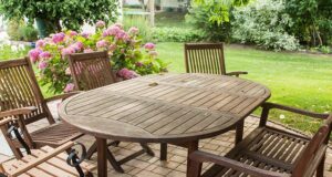 Casetta in legno da giardino: 3 motivi per considerarne l’acquist Tavoli e sedie da giardino: opinioni e consigli utili