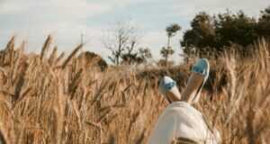 Tendenze scarpe autunno 2022: il ritorno delle ballerine Tendenze scarpe autunno