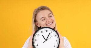 Ora solare ottobre 2022: quando dobbiamo spostare le lancette? Ora solare ottobre 2022