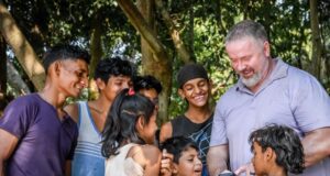 Come partecipare a una missione umanitaria in un Paese straniero Missione umanitaria