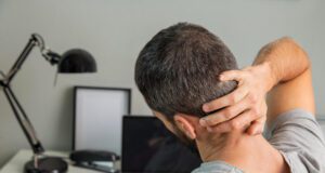 Cosa fa l’osteopata e come può aiutarti per il dolore cervicale Osteopata cosa fa