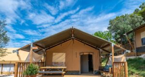 Il divertimento del campeggio senza rinunciare al comfort di casa Campeggio