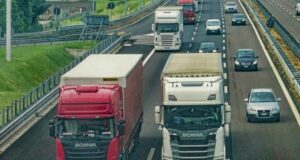 Autotrasporti su strada: la guida completa al funzionamento e alla scelta del fornitore Autotrasporti su strada