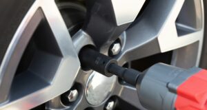 Revisione veicoli: l’importanza di macchinari affidabili e performanti Revisione veicoli