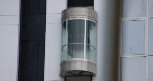 Ascensore esterno privato: permessi necessari e agevolazioni Ascensore esterno privato