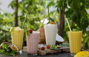 Smoothie estivi: benefici, ingredienti e consigli per ricette sane e leggere Smoothie estivi