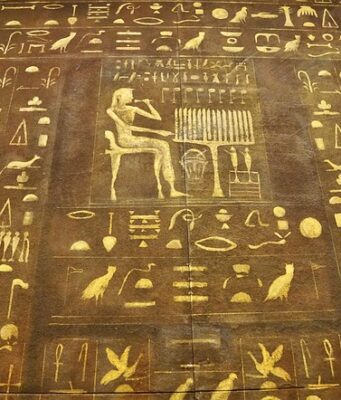 Viaggi virtuali tra videogame, musei e realtà aumentata: quando il gioco incontra la storia Giochi storici